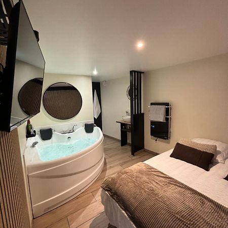 Tiny Room ลองก์ ภายนอก รูปภาพ
